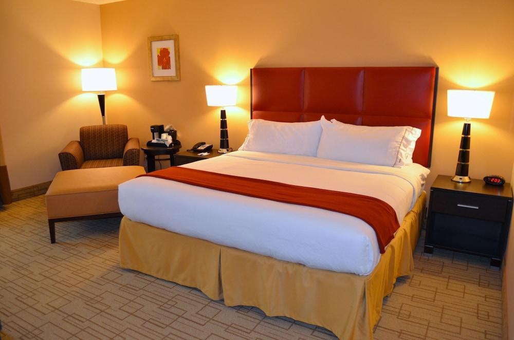 Holiday Inn Express & Suites - Smithfield/Selma By Ihg Ngoại thất bức ảnh