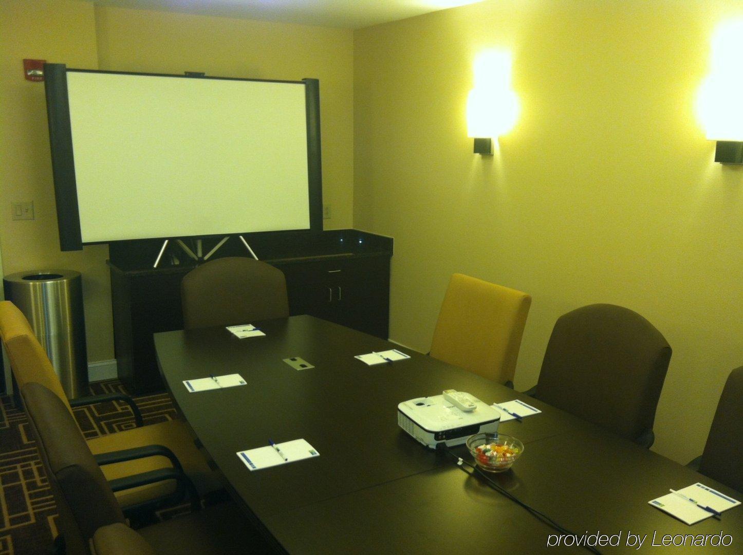 Holiday Inn Express & Suites - Smithfield/Selma By Ihg Kinh doanh bức ảnh